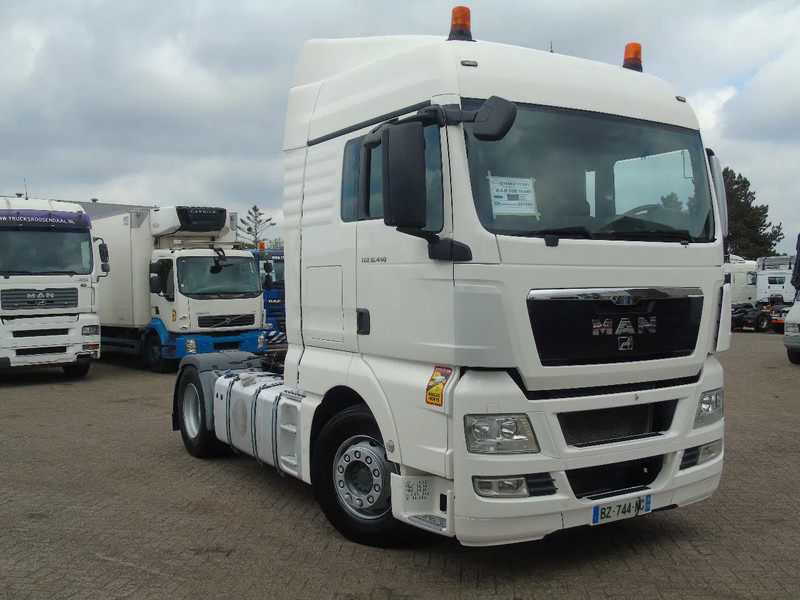 MAN TGX 18.440 + EURO 5!! 3X IN STOCK - Cabeza tractora: foto 3 MAN TGX 18.440 + EURO 5!! 3X IN STOCK - Cabeza tractora: foto 3