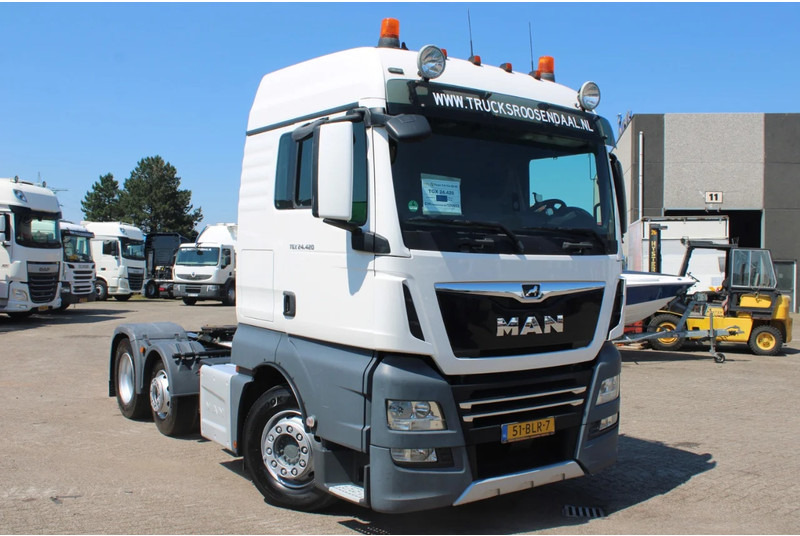 MAN TGX 24.420 + EURO 6 + 6x2 - Cabeza tractora: foto 3 MAN TGX 24.420 + EURO 6 + 6x2 - Cabeza tractora: foto 3