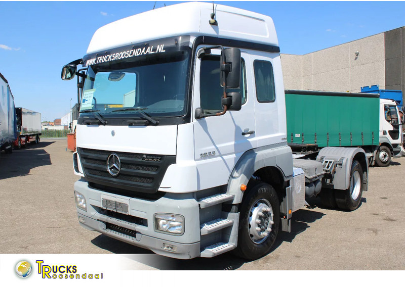 Mercedes-Benz Axor 1833 + manual + RETARDER! 122.939 km orginal! perfect condition + EURO 5 - Cabeza tractora: foto 1 Mercedes-Benz Axor 1833 + manual + RETARDER! 122.939 km orginal! perfect condition + EURO 5 - Cabeza tractora: foto 1
