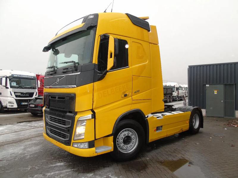 Volvo FH 12.420 + EURO 5 EEV + SPOILER - Cabeza tractora: foto 3 Volvo FH 12.420 + EURO 5 EEV + SPOILER - Cabeza tractora: foto 3