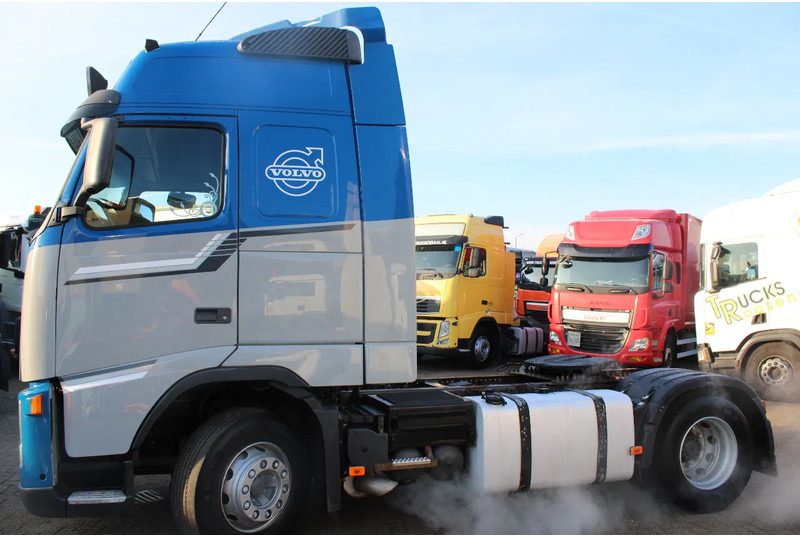 Volvo FH 12.440 + xl cab + manual + EURO 5 - Cabeza tractora: foto 3 Volvo FH 12.440 + xl cab + manual + EURO 5 - Cabeza tractora: foto 3