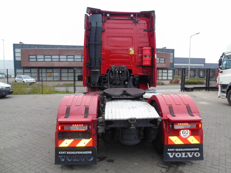 Volvo FH 460 + PTO + SPOILER + EURO 6 - Cabeza tractora: foto 4 Volvo FH 460 + PTO + SPOILER + EURO 6 - Cabeza tractora: foto 4