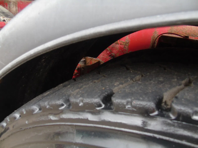 Camión volquete Ginaf X 4446 TS + 8x8 + euro 5: foto 14