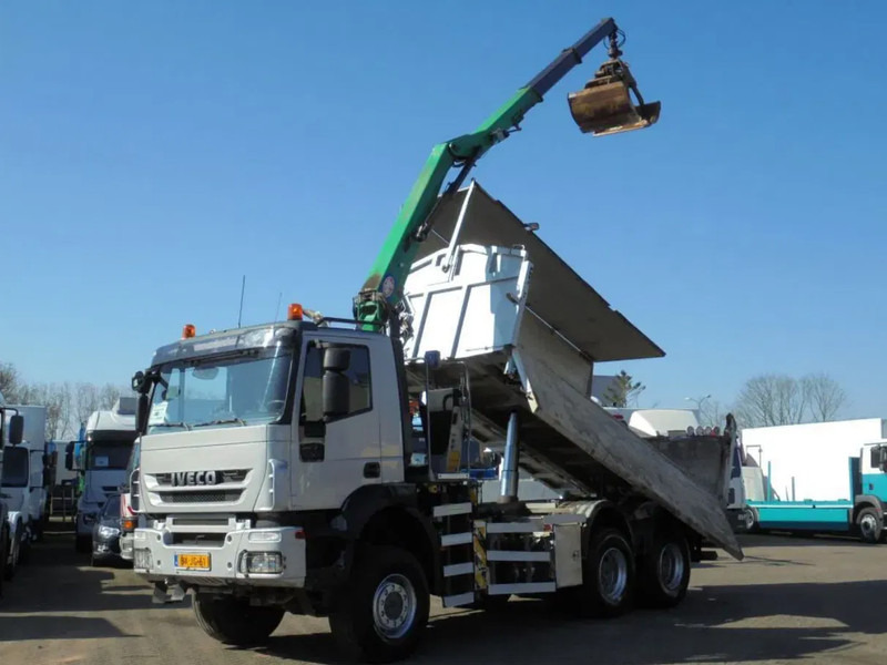 HMF 1643 Z2 1643 Z2 + Z CRANE + TIPPER SYSTEM COMPLETE - Implemento: foto 4 HMF 1643 Z2 1643 Z2 + Z CRANE + TIPPER SYSTEM COMPLETE - Implemento: foto 4