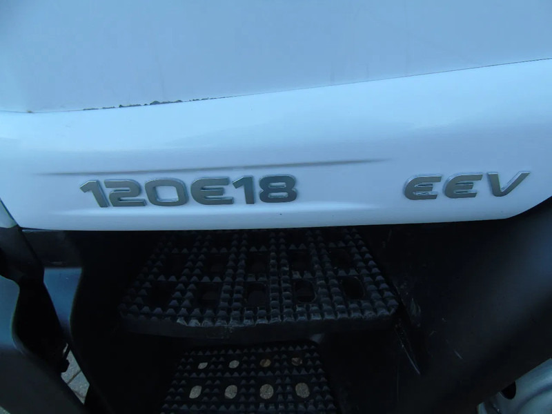 Camión portavehículos Iveco Eurocargo 120E18 + MANUAL + EURO 5: foto 18 Camión portavehículos Iveco Eurocargo 120E18 + MANUAL + EURO 5: foto 18