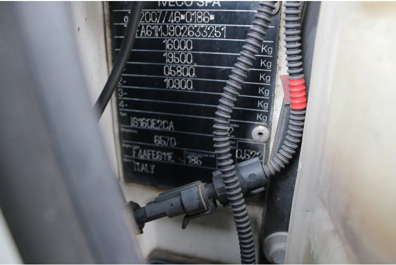 Camión caja cerrada Iveco Eurocargo 160e25 + lift + euro 6: foto 7 Camión caja cerrada Iveco Eurocargo 160e25 + lift + euro 6: foto 7