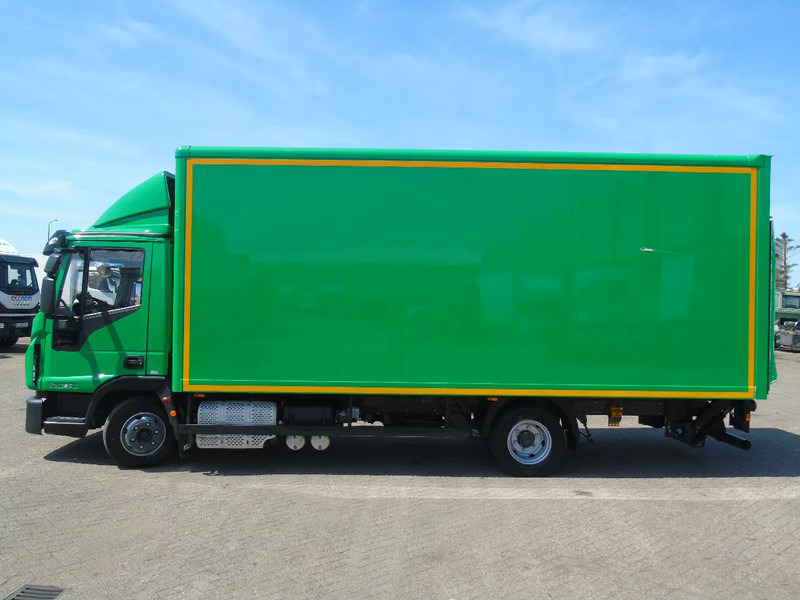 Iveco Eurocargo 75E190 + lift + 3p + EURO 6 - Camión caja cerrada: foto 4 Iveco Eurocargo 75E190 + lift + 3p + EURO 6 - Camión caja cerrada: foto 4