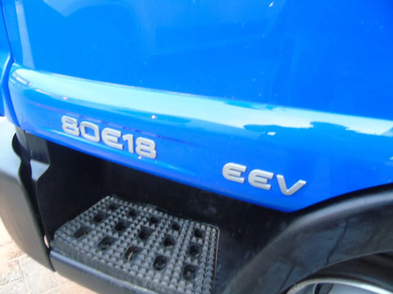 Camión caja cerrada Iveco Eurocargo 80E180 + manual: foto 13 Camión caja cerrada Iveco Eurocargo 80E180 + manual: foto 13