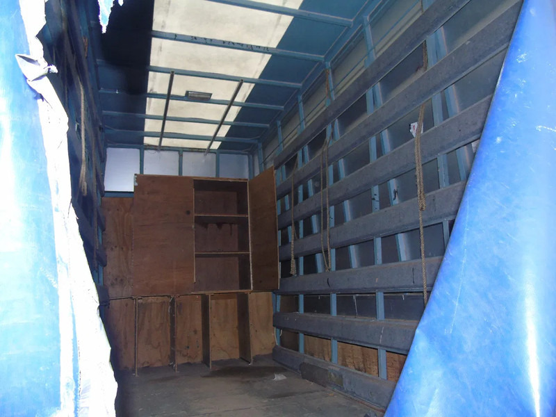 Camión caja cerrada Iveco Eurocargo 80E180 + manual: foto 8 Camión caja cerrada Iveco Eurocargo 80E180 + manual: foto 8