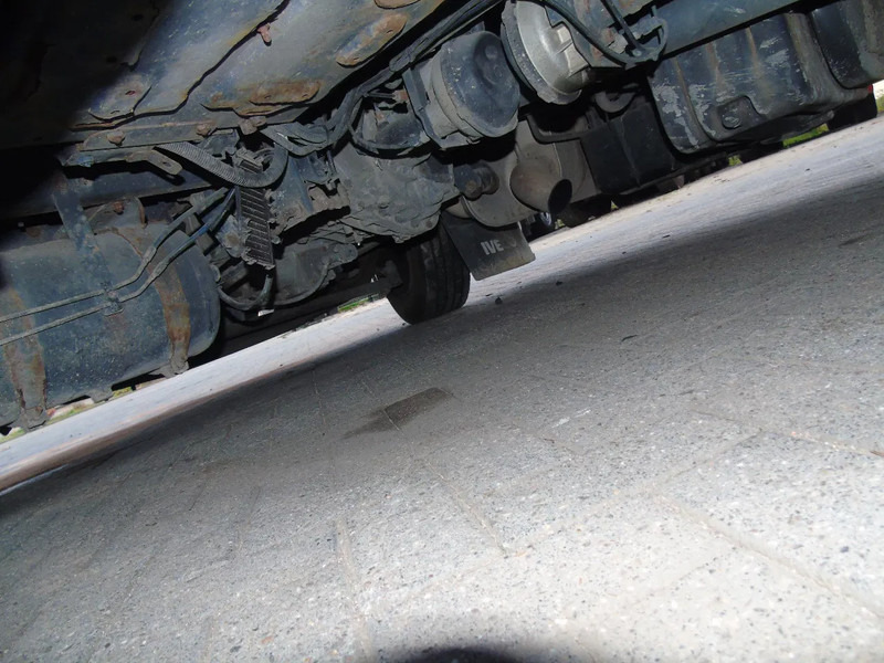 Camión caja cerrada Iveco Eurocargo 80E180 + manual: foto 17 Camión caja cerrada Iveco Eurocargo 80E180 + manual: foto 17