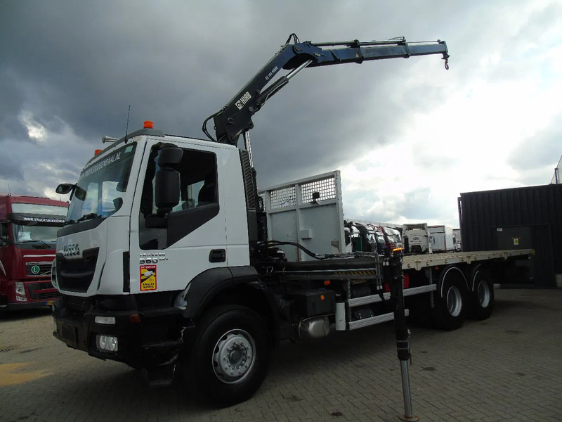 Iveco Eurotrakker 360 EEV + HIAB 144B- 2 + 6X4 + REMOTE + SPRING/BIG AXLE + EURO 5 - Camión grúa: foto 2 Iveco Eurotrakker 360 EEV + HIAB 144B- 2 + 6X4 + REMOTE + SPRING/BIG AXLE + EURO 5 - Camión grúa: foto 2