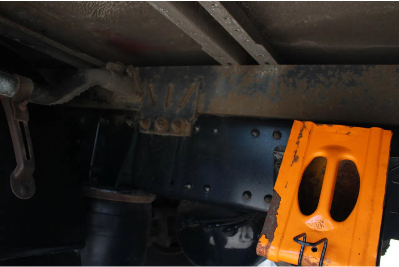 Camión caja cerrada MAN TGL 12.180 + EURO 6 + LIFT + CAMERA: foto 17