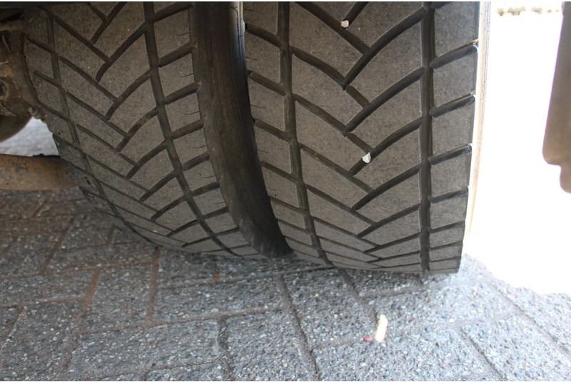 Camión caja cerrada MAN TGL 12.180 + EURO 6 + LIFT + CAMERA: foto 16