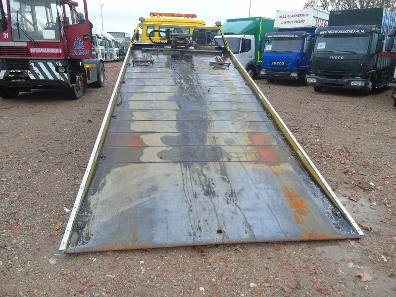 MAN TGL 8.180 + winch + MANUAL + EURO 5 + system working + platform 6 meter - Camión portavehículos: foto 4 MAN TGL 8.180 + winch + MANUAL + EURO 5 + system working + platform 6 meter - Camión portavehículos: foto 4