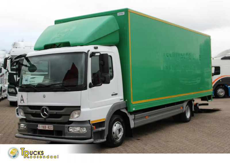 Mercedes-Benz Atego 1018 + LIFT - Camión caja cerrada: foto 1 Mercedes-Benz Atego 1018 + LIFT - Camión caja cerrada: foto 1