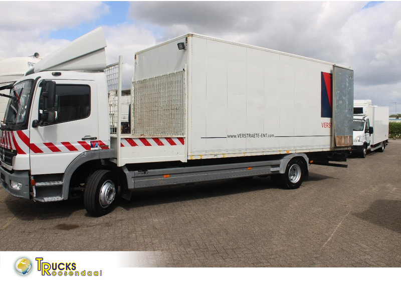 Mercedes-Benz Atego 1218 + EURO 5 + manual - Camión caja cerrada: foto 1 Mercedes-Benz Atego 1218 + EURO 5 + manual - Camión caja cerrada: foto 1