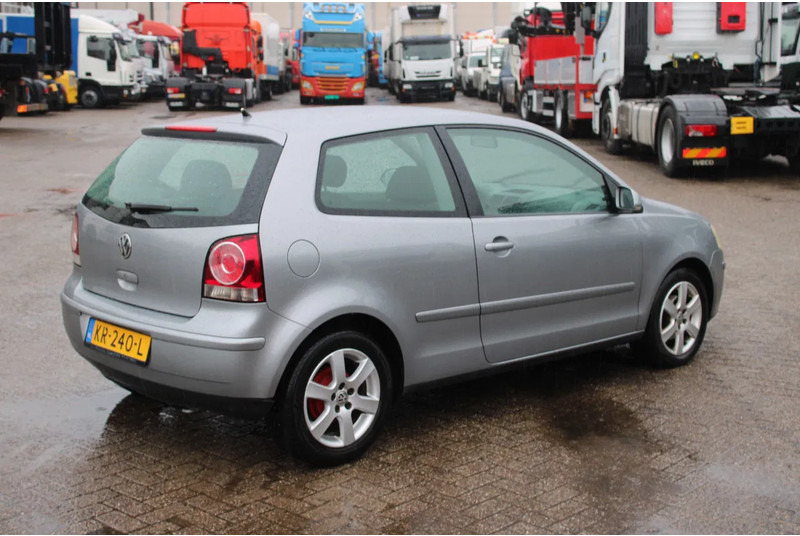 Volkswagen Polo + manual + 1.2 benzine - Coche: foto 5 Volkswagen Polo + manual + 1.2 benzine - Coche: foto 5