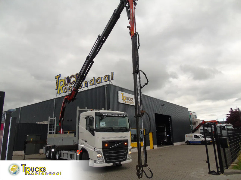 Volvo FH 500 FH 500 8x4 + PALFINGER PK 34002 6x extension +JIP 3x extension - Camión grúa: foto 1 Volvo FH 500 FH 500 8x4 + PALFINGER PK 34002 6x extension +JIP 3x extension - Camión grúa: foto 1