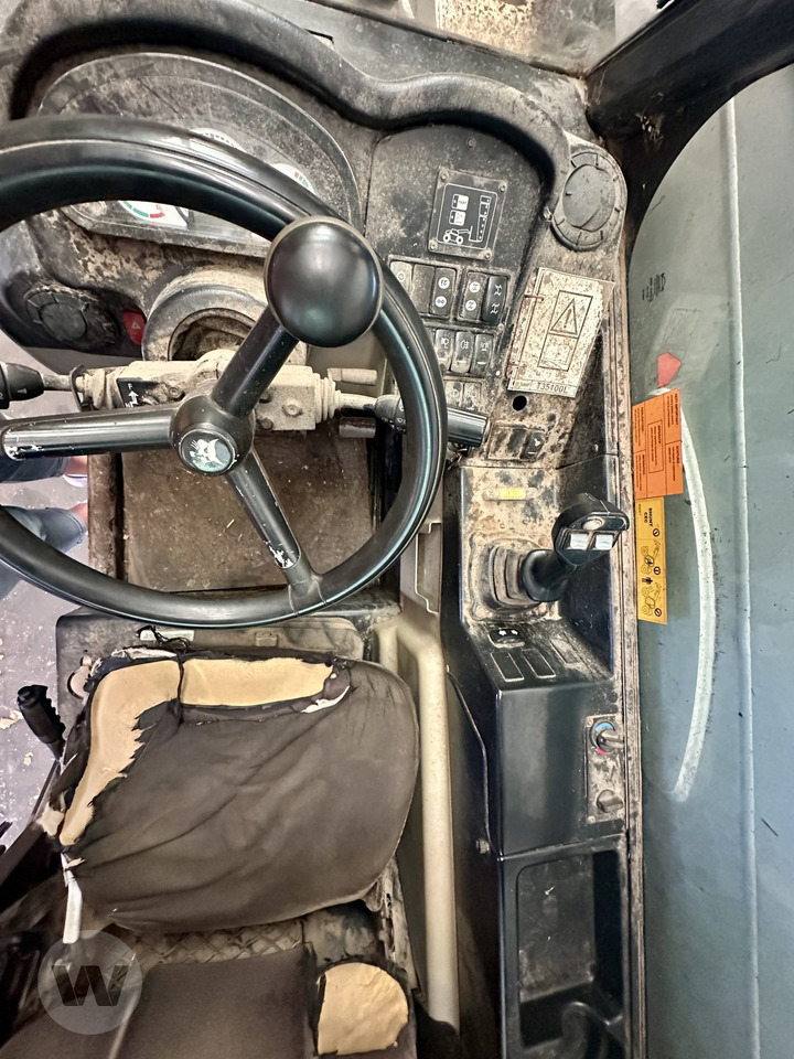 Bobcat T 35100 L - Manipulador telescópico: foto 3 Bobcat T 35100 L - Manipulador telescópico: foto 3