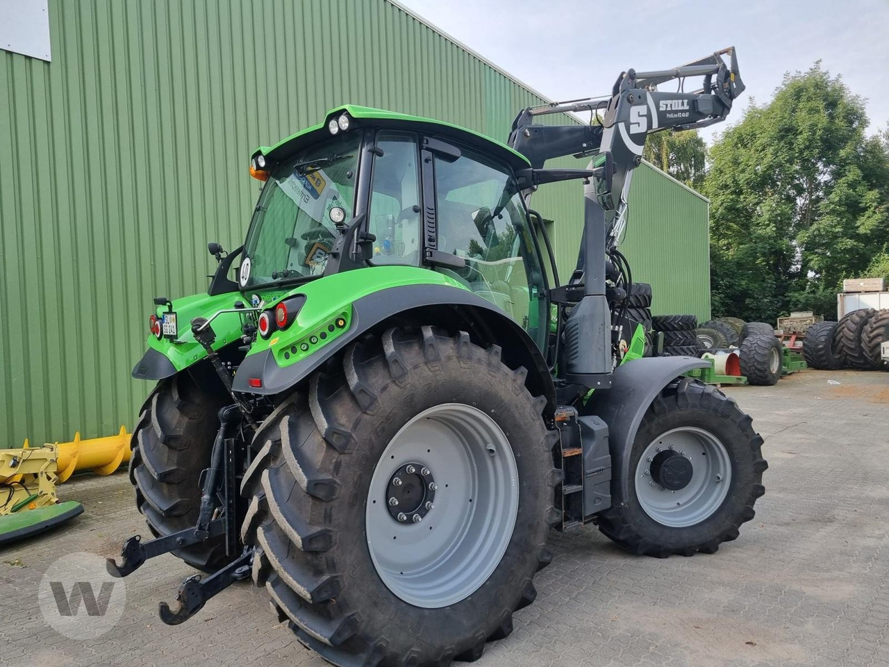 Deutz-Fahr Agrotron 6145.4 - Tractor: foto 4 Deutz-Fahr Agrotron 6145.4 - Tractor: foto 4