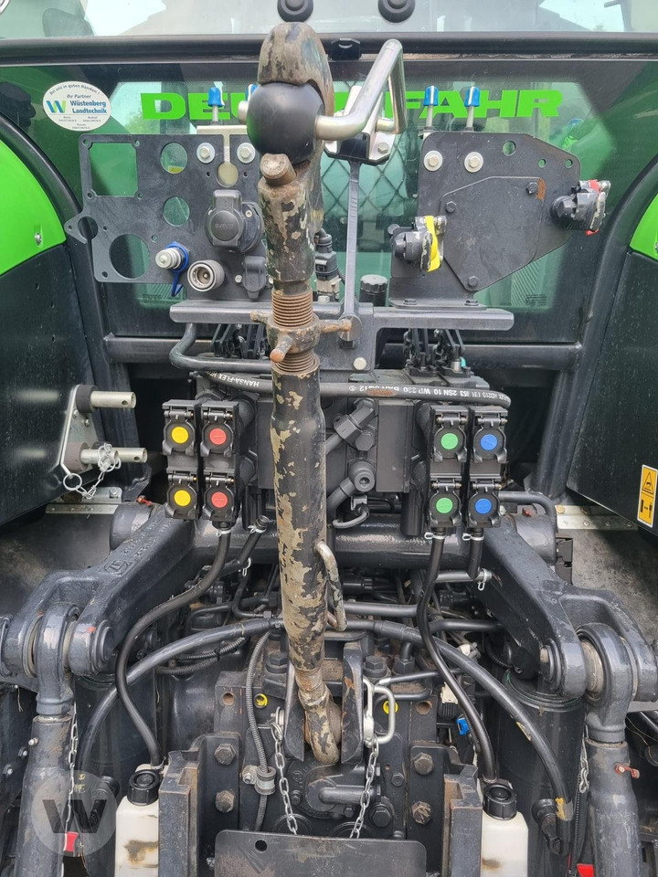 Deutz-Fahr Agrotron 6145.4 - Tractor: foto 5 Deutz-Fahr Agrotron 6145.4 - Tractor: foto 5