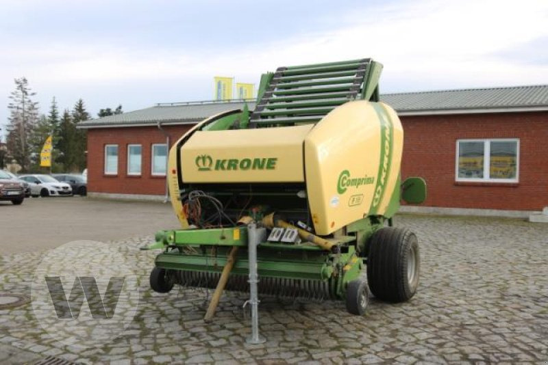 Krone Comprima F 155 - Rotoempacadora: foto 2 Krone Comprima F 155 - Rotoempacadora: foto 2