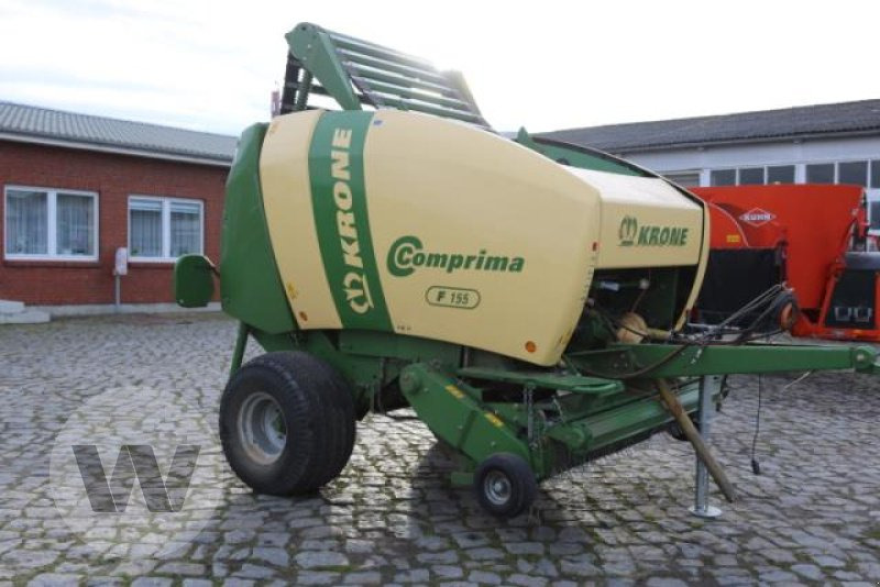 Krone Comprima F 155 - Rotoempacadora: foto 1 Krone Comprima F 155 - Rotoempacadora: foto 1