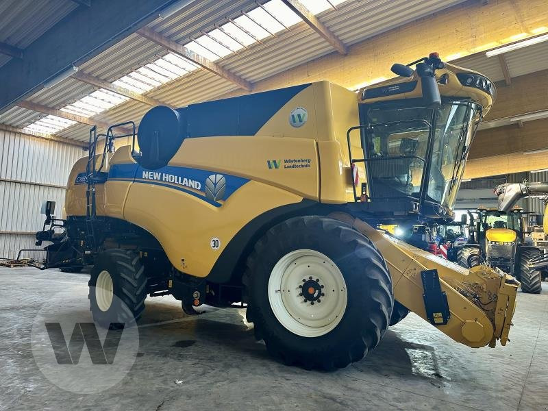New Holland CX 8.90 - Cosechadora de granos: foto 3 New Holland CX 8.90 - Cosechadora de granos: foto 3