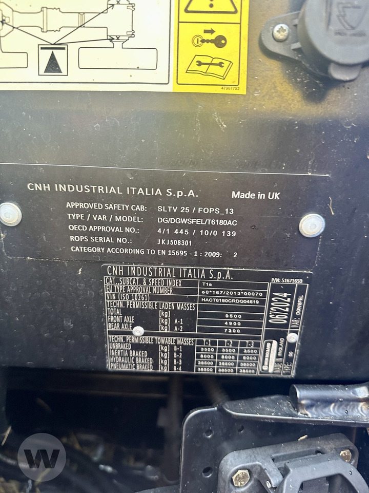 New Holland T6.180 - Tractor: foto 2 New Holland T6.180 - Tractor: foto 2