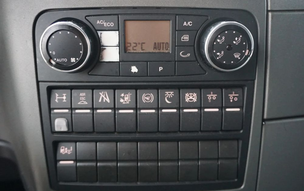 MAN 2 szt. Low-Deck i Standard TGX 18.440 - Cabeza tractora: foto 5 MAN 2 szt. Low-Deck i Standard TGX 18.440 - Cabeza tractora: foto 5