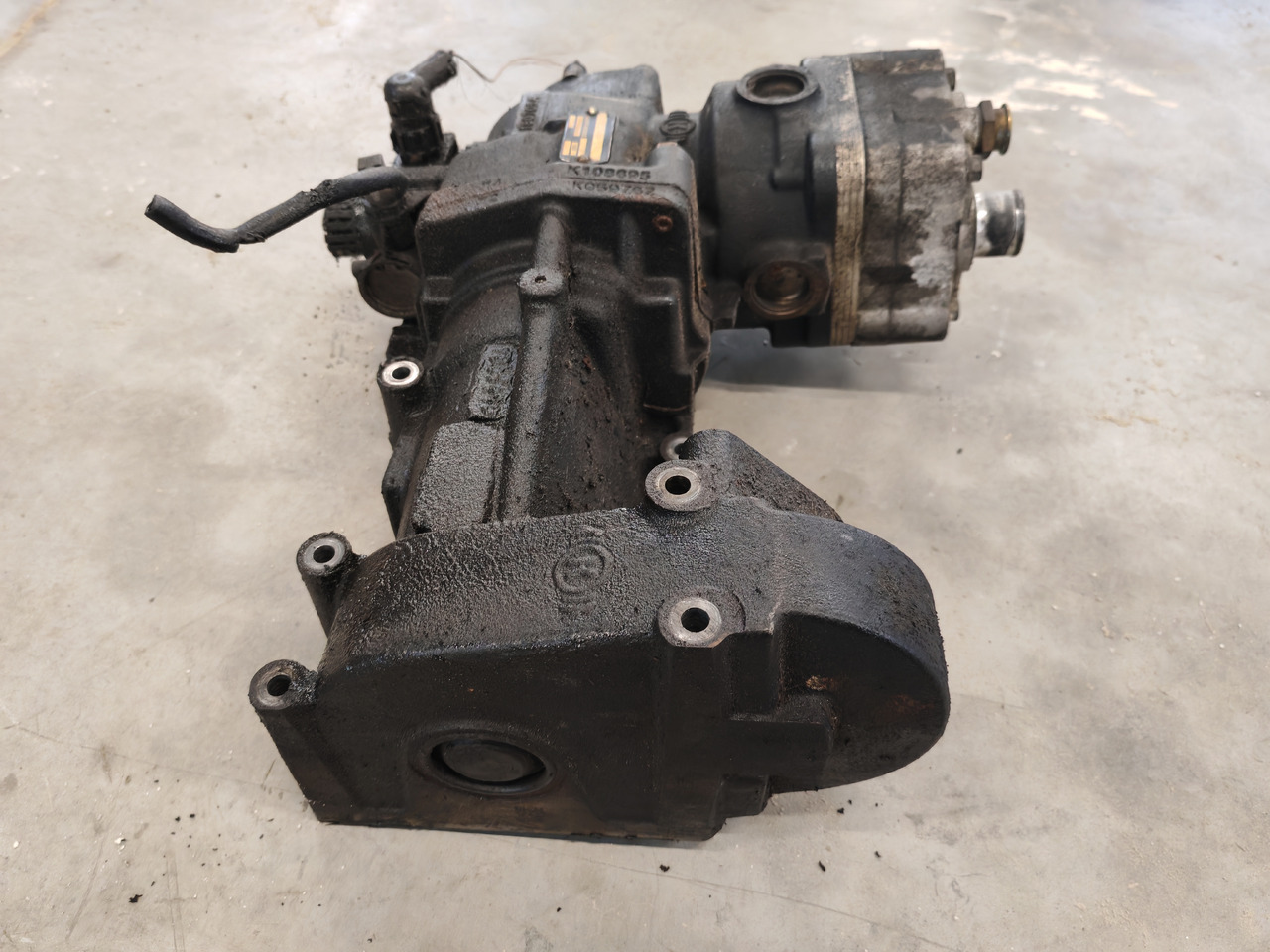 MAN TGS TGX EURO6 / D2676LF / KNORR AIR COMPRESSOR / 51540007174 - Compresor: foto 4 MAN TGS TGX EURO6 / D2676LF / KNORR AIR COMPRESSOR / 51540007174 - Compresor: foto 4