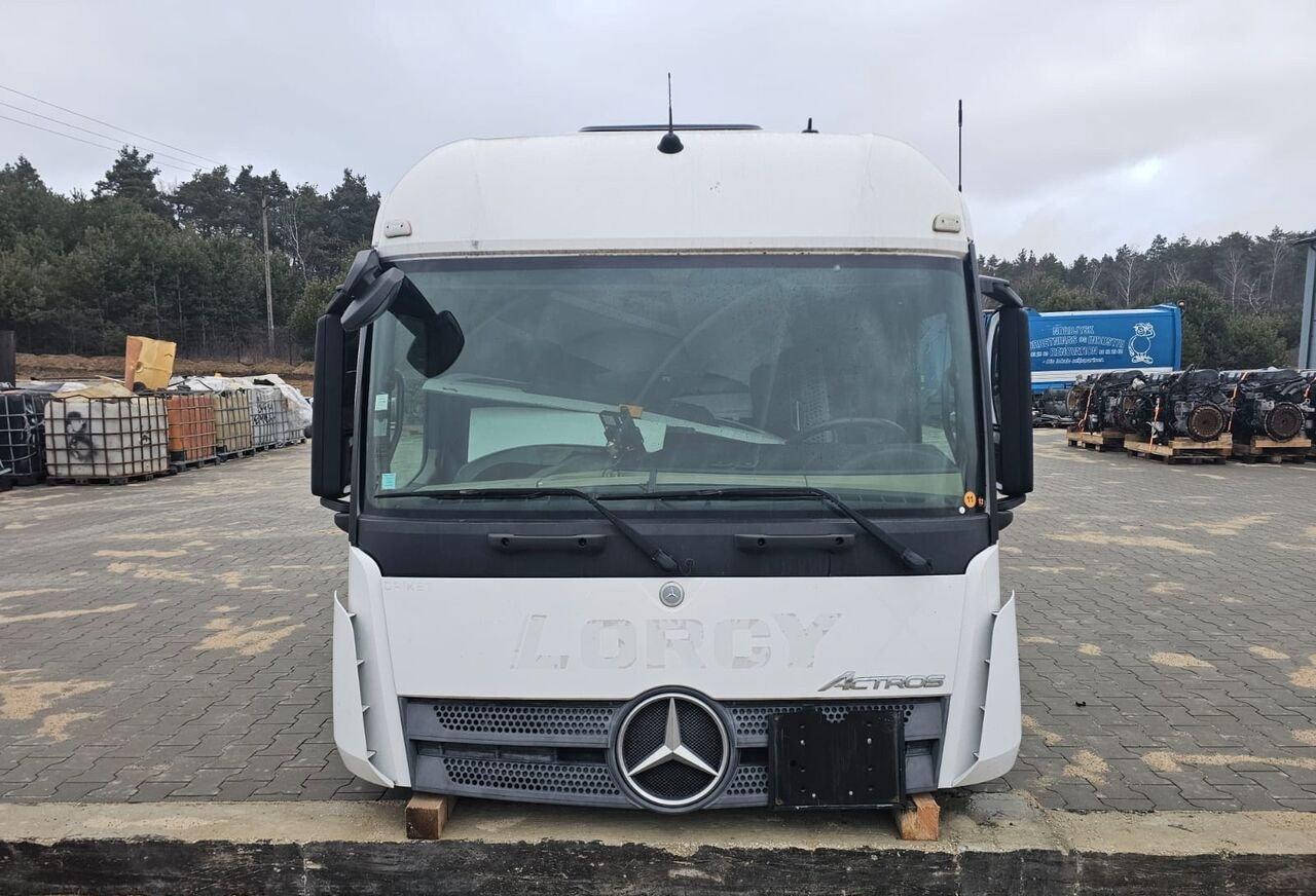 Mercedes-Benz ACTROS MP4 StreamSpace 1843 Mercedes-Benz ACTROS MP4 truck - Cabina para Camión: foto 1 Mercedes-Benz ACTROS MP4 StreamSpace 1843 Mercedes-Benz ACTROS MP4 truck - Cabina para Camión: foto 1