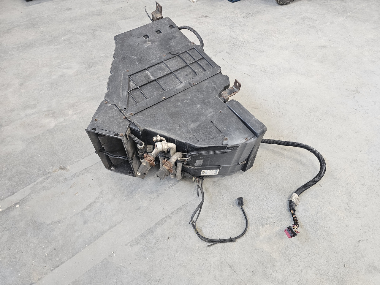 RENAULT MAGNUM DXI VEGA / COMPLETE HEATHER / 7485119812 - Calefacción/ Ventilación: foto 4 RENAULT MAGNUM DXI VEGA / COMPLETE HEATHER / 7485119812 - Calefacción/ Ventilación: foto 4