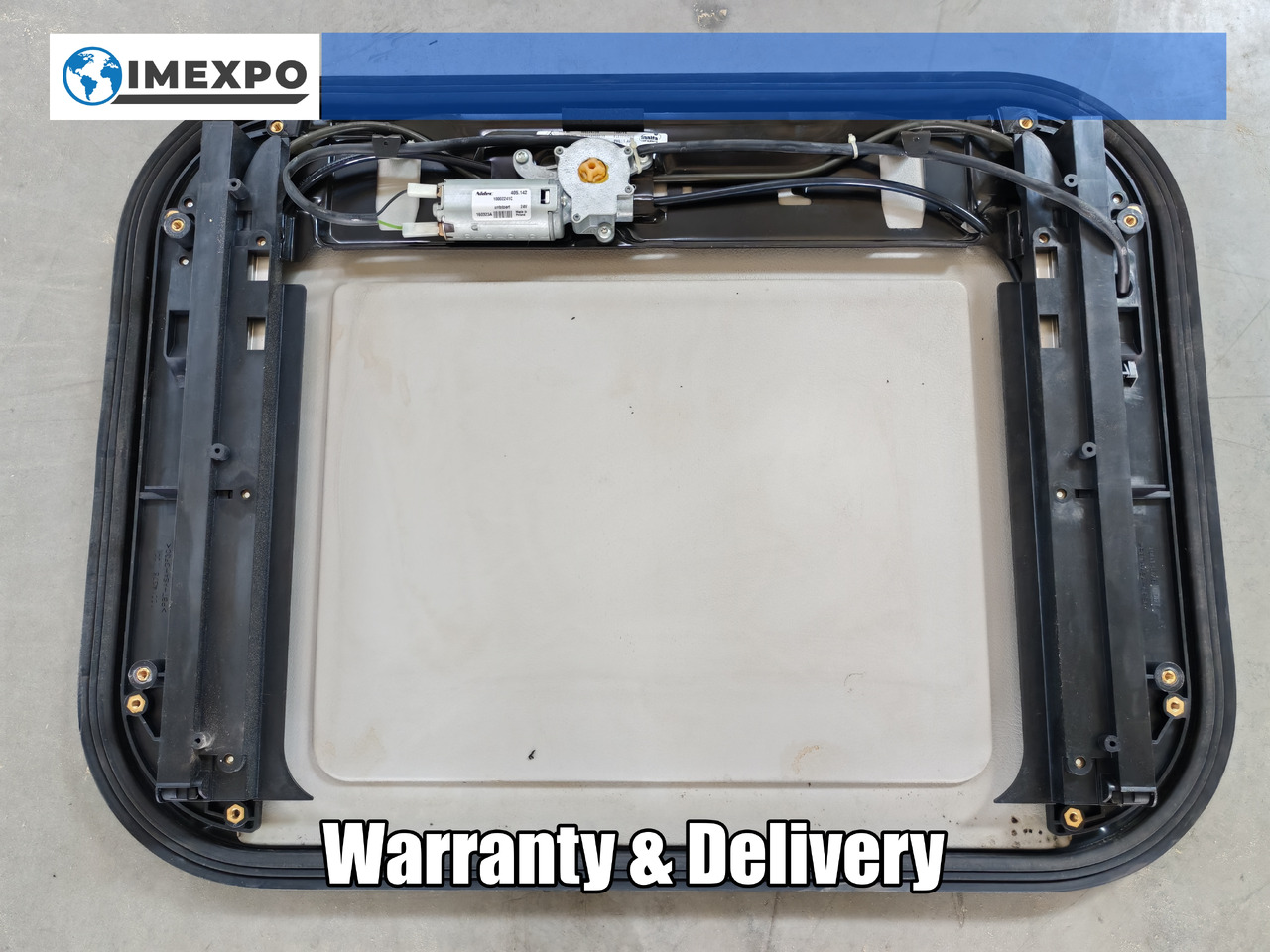 RENAULT RANGE T / SUNROOF / 7484505331 - Ventana y piezas: foto 1 RENAULT RANGE T / SUNROOF / 7484505331 - Ventana y piezas: foto 1