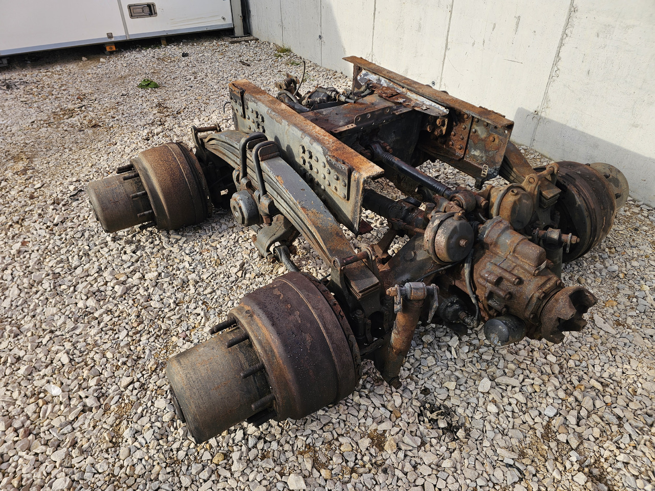 SCANIA COMPLETE REAR AXLES SET / RBP735 / RATIO= 3,93 / 6x4 6x6 8x4 8x6 - Eje posterior: foto 5 SCANIA COMPLETE REAR AXLES SET / RBP735 / RATIO= 3,93 / 6x4 6x6 8x4 8x6 - Eje posterior: foto 5
