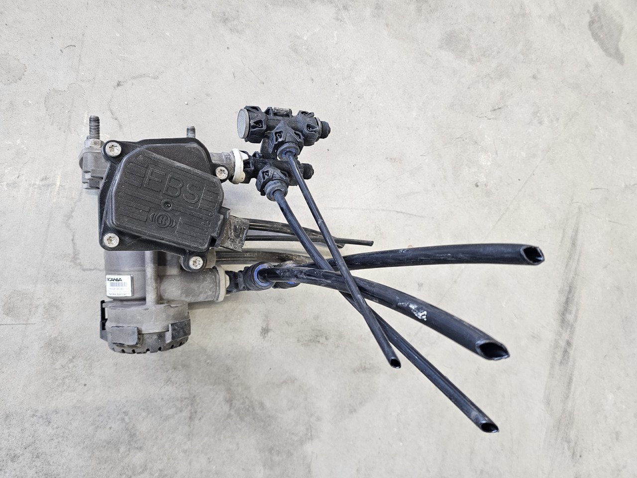 SCANIA S, R, P, G / EBS VALVE / 2199282 / K103131 - Válvula de freno: foto 2 SCANIA S, R, P, G / EBS VALVE / 2199282 / K103131 - Válvula de freno: foto 2