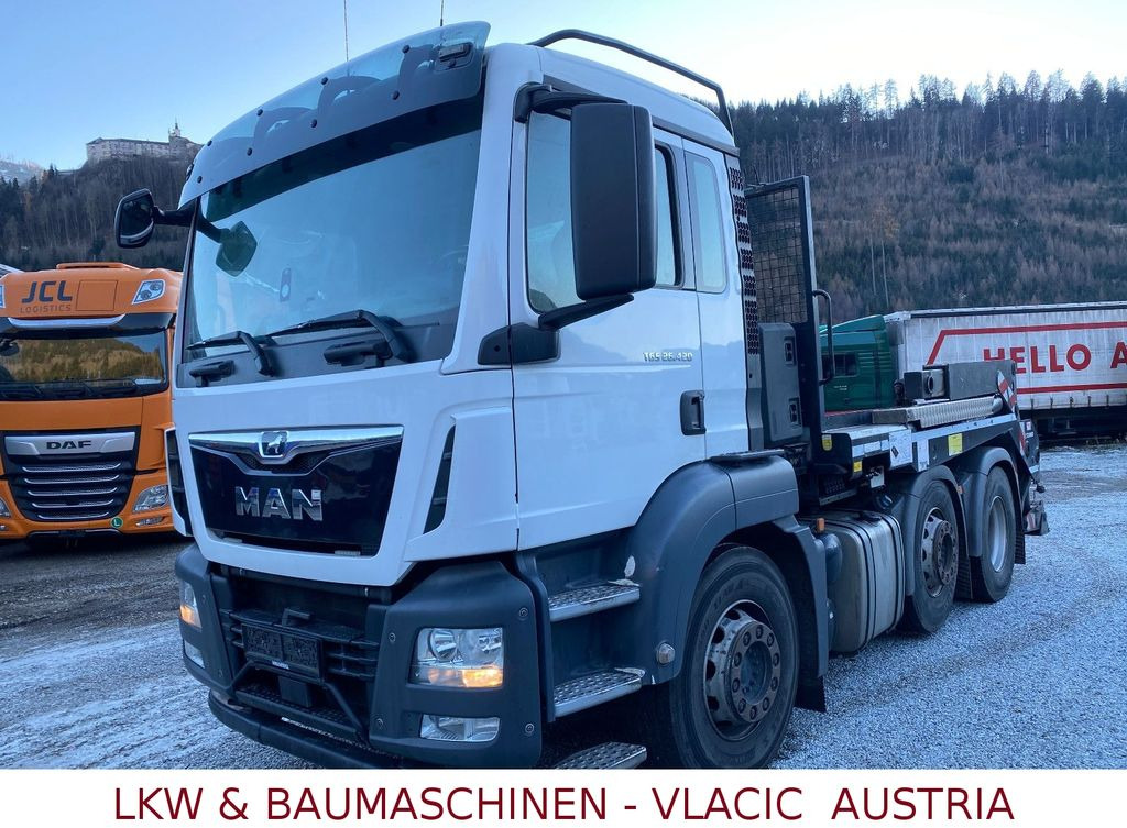 MAN TGS 26.420 6x2 Lift/Lenk vorlaufachsen - Camión portacontenedor de cadenas: foto 1 MAN TGS 26.420 6x2 Lift/Lenk vorlaufachsen - Camión portacontenedor de cadenas: foto 1