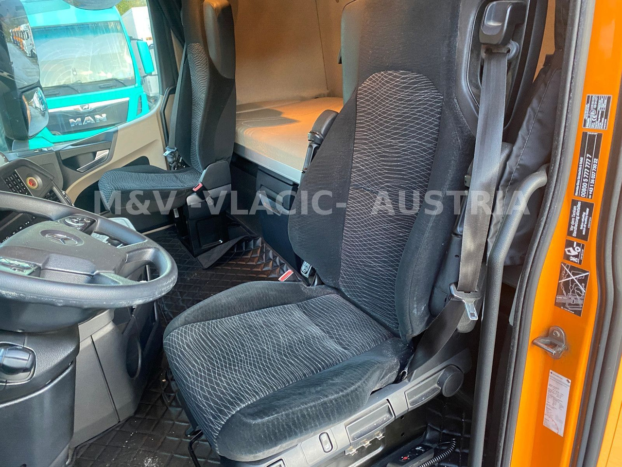 Camión portacontenedore/ Intercambiable Mercedes-Benz 2542: foto 9