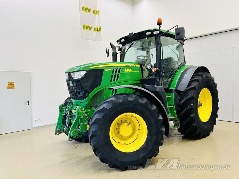 John Deere 6210R - Tractor: foto 1 John Deere 6210R - Tractor: foto 1