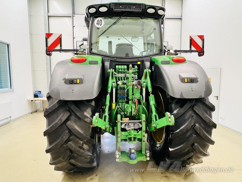 John Deere 6215R - Tractor: foto 4 John Deere 6215R - Tractor: foto 4