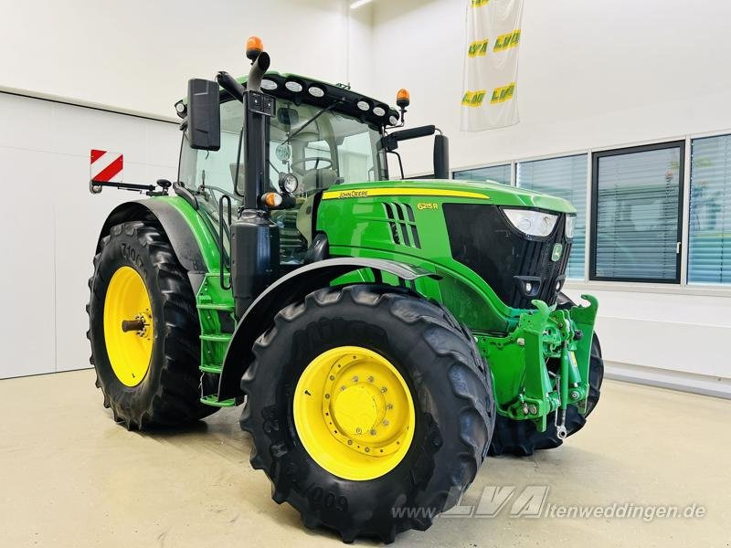 John Deere 6215R - Tractor: foto 2 John Deere 6215R - Tractor: foto 2