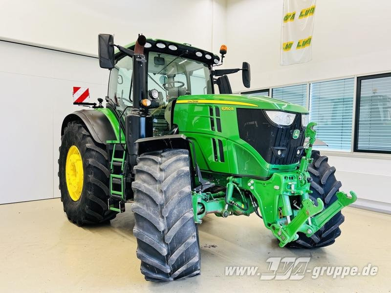 John Deere 6250R ULTIMATE CommandPro - Tractor: foto 2 John Deere 6250R ULTIMATE CommandPro - Tractor: foto 2