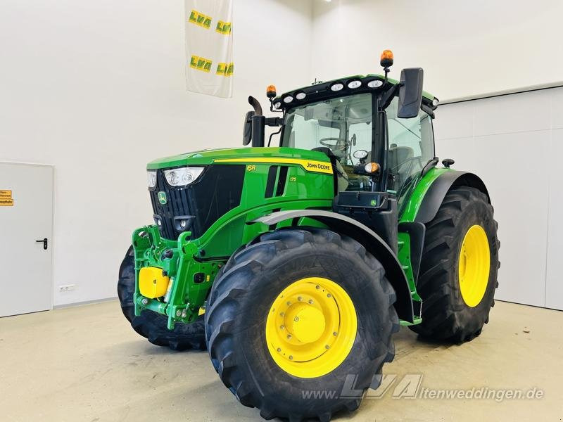 John Deere 6R 175 - Tractor: foto 2 John Deere 6R 175 - Tractor: foto 2