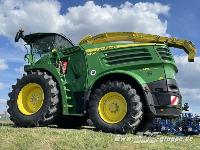 John Deere 8400 - Tractor: foto 2 John Deere 8400 - Tractor: foto 2