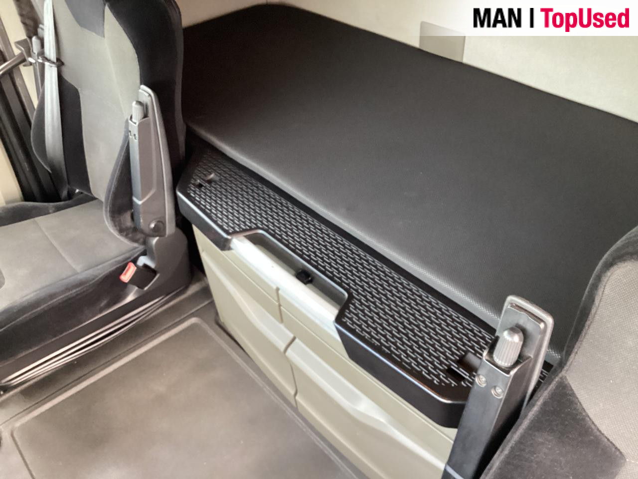 MAN TGX 18.510 4x2 BL SA - Cabeza tractora: foto 4 MAN TGX 18.510 4x2 BL SA - Cabeza tractora: foto 4