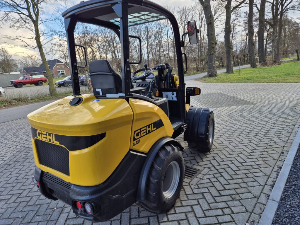 GEHL AL 330 miniloader - Cargadora articulada: foto 5 GEHL AL 330 miniloader - Cargadora articulada: foto 5