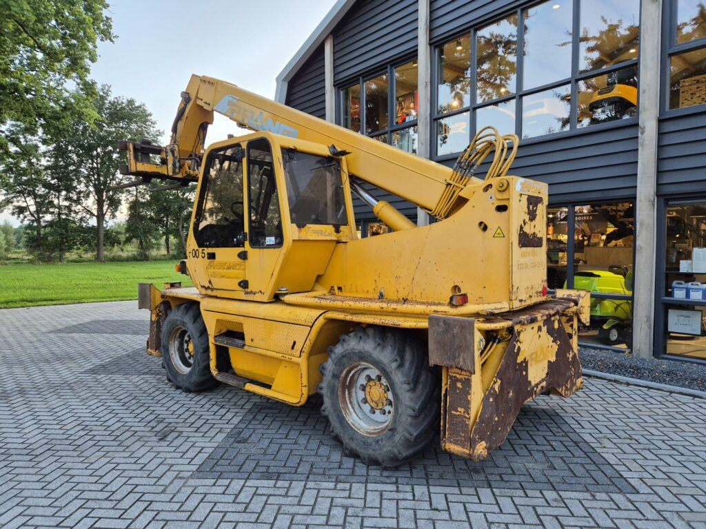 MERLO Roto 30.13 - Manipulador telescópico: foto 3 MERLO Roto 30.13 - Manipulador telescópico: foto 3