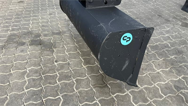 C&P Skovl NY 100cm planereskovl med S30-150 skifte på - Cazo para Maquinaria de construcción: foto 3 C&P Skovl NY 100cm planereskovl med S30-150 skifte på - Cazo para Maquinaria de construcción: foto 3