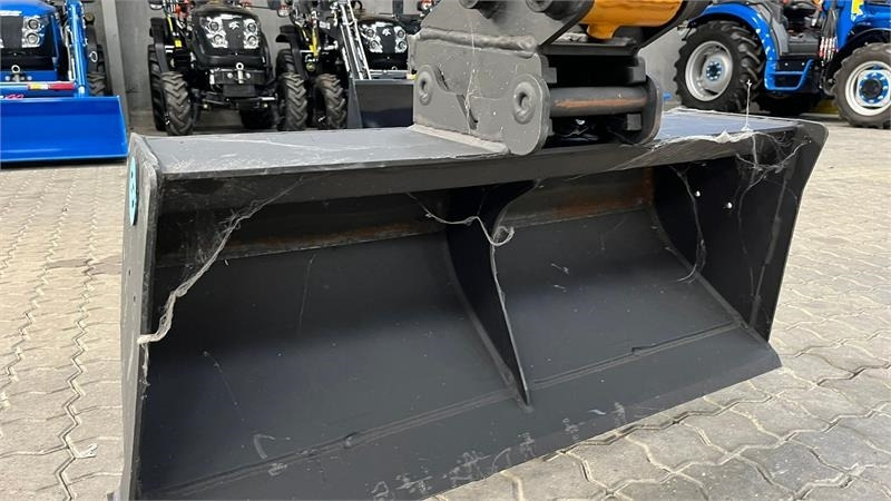 C&P Skovl NY 100cm planereskovl med S30-150 skifte på - Cazo para Maquinaria de construcción: foto 1 C&P Skovl NY 100cm planereskovl med S30-150 skifte på - Cazo para Maquinaria de construcción: foto 1