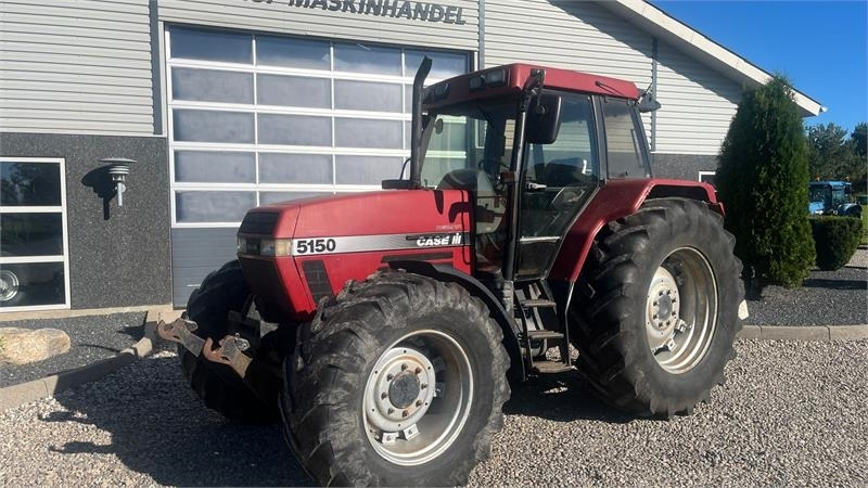 Case IH Maxxum 5150 Plus Med frontlift - Tractor: foto 2 Case IH Maxxum 5150 Plus Med frontlift - Tractor: foto 2